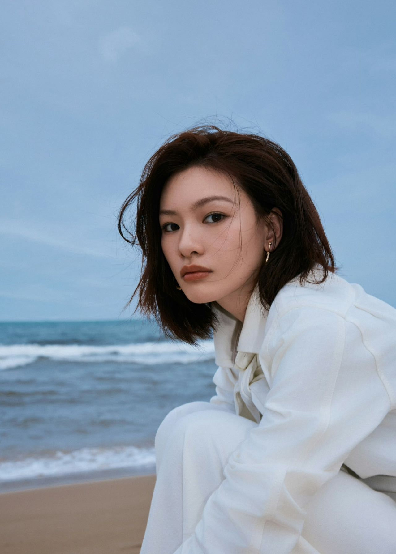 好一个黑孔雀公主邱天在海边真的太神了叭