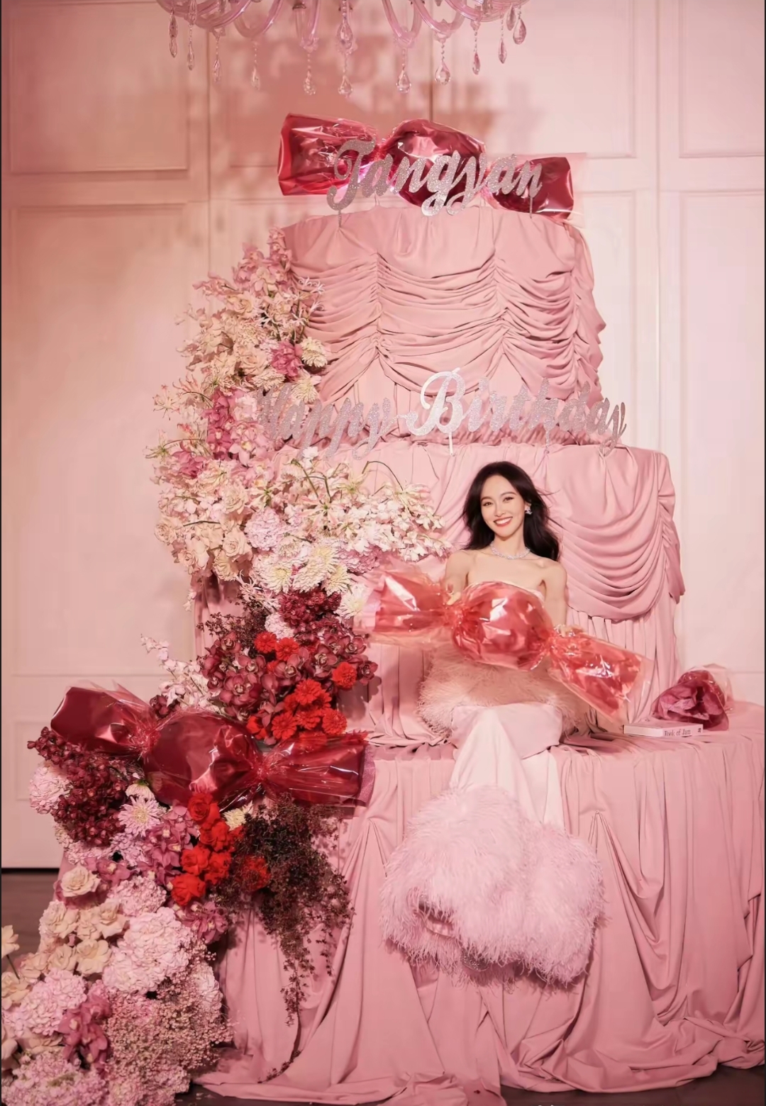 真不愧是江浙沪独女中国顶流女明星看生日照永远是公主一般的存在
