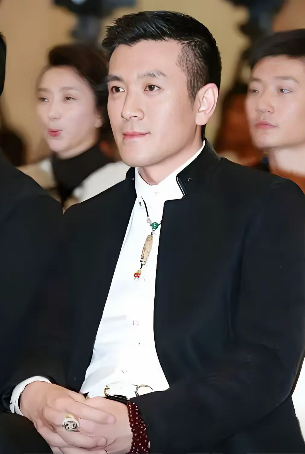要问杨子的泼天富贵是谁挣的就要看看杨子的家庭成员