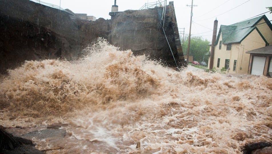 水灾历史背景七五八大洪水1995年729洪水照片1975年板桥水库溃坝洪水