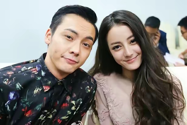 迪丽热巴鹿晗恋爱