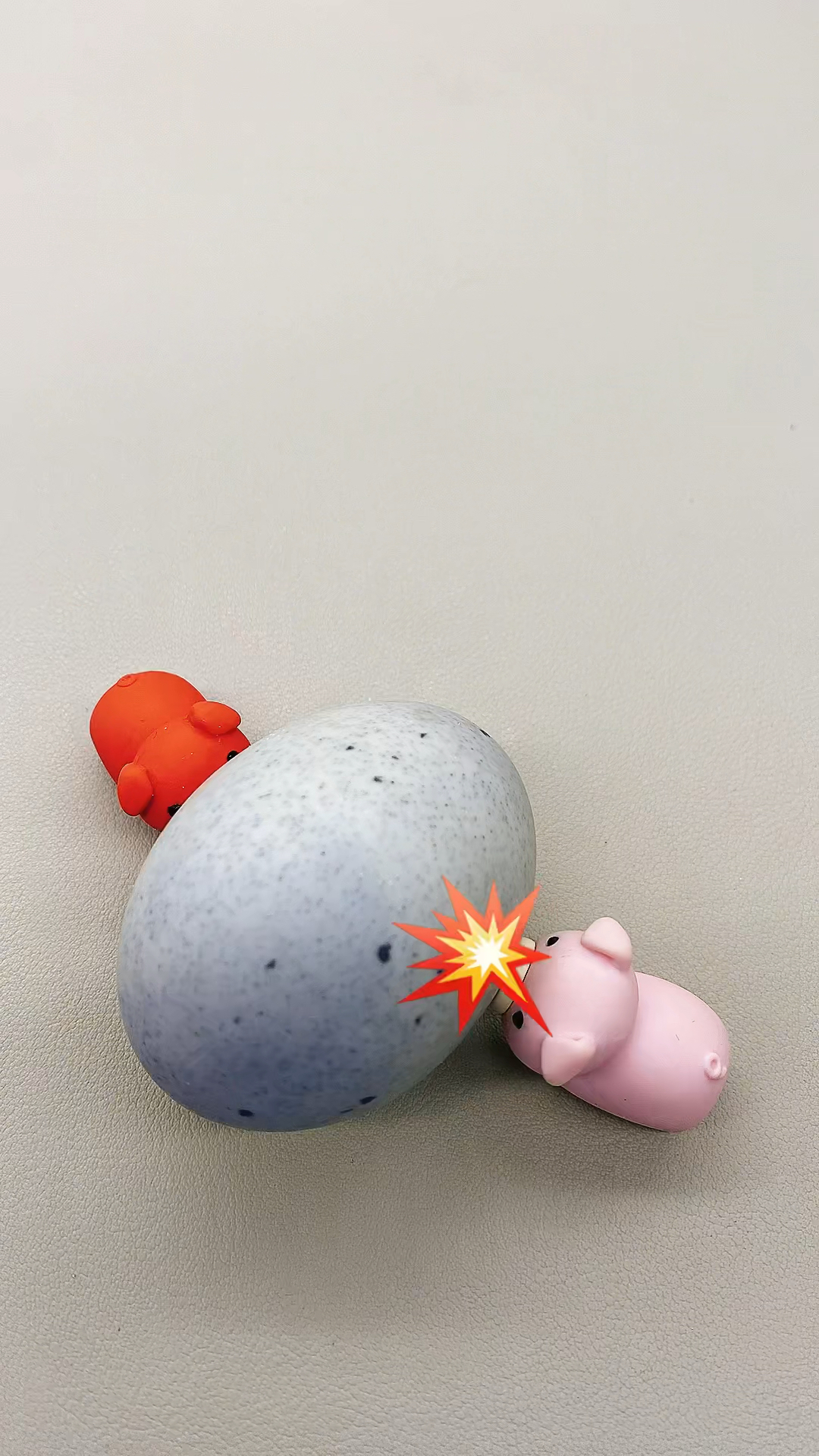 小猪吃皮蛋啦!砰砰砰!