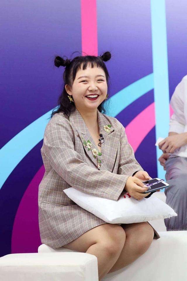 以下是关于她瘦身的具体介绍: