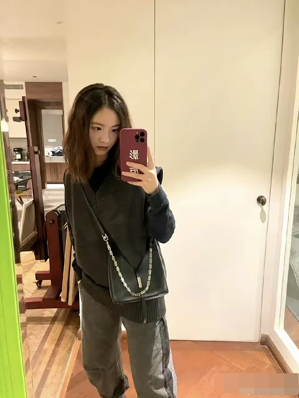 李庚希拿金鸡奖影后向我们展示了有钱人是如何培养自己孩子的!