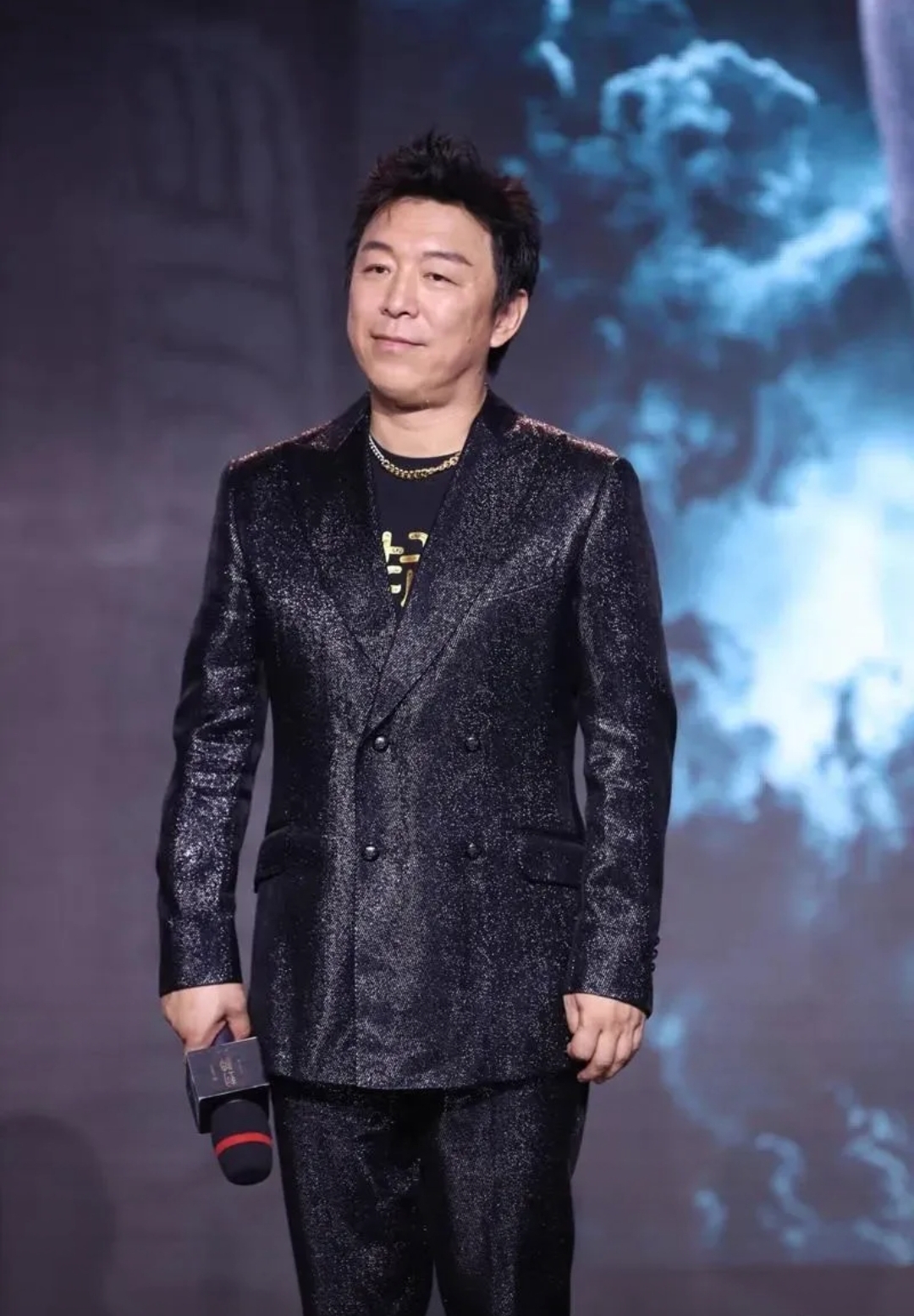 一次记者问黄渤你觉得高圆圆和林志玲哪个更漂亮
