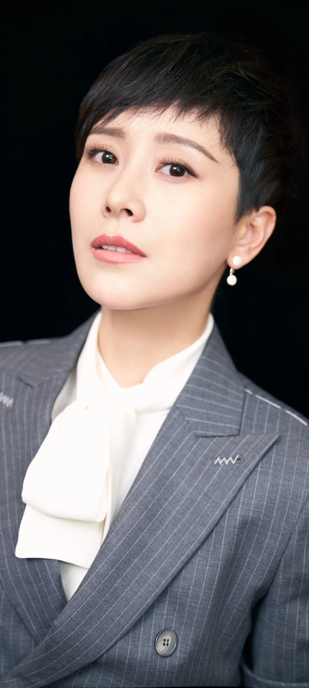 清爽的标志性短发,她塑造的角色更是让你难以忘怀,她就是爱笑的海清