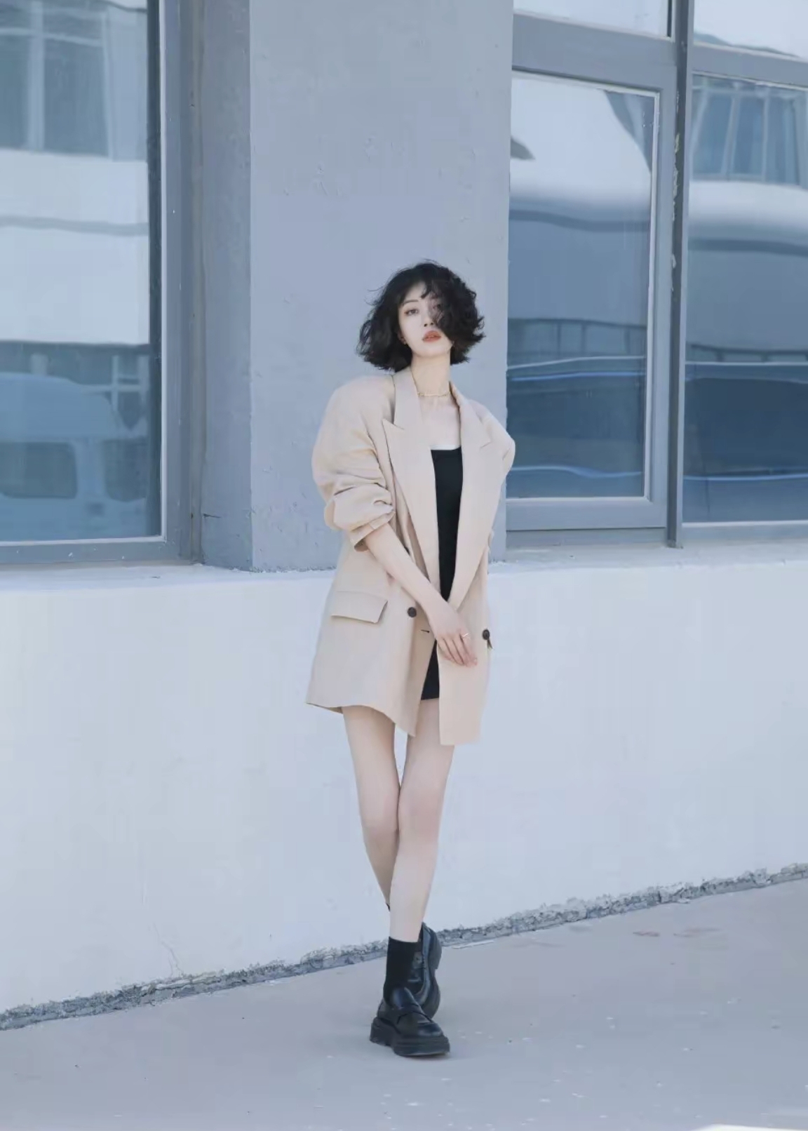 李溪芮的一组美图她的身材太好了不愧是中国第一美腿女明星