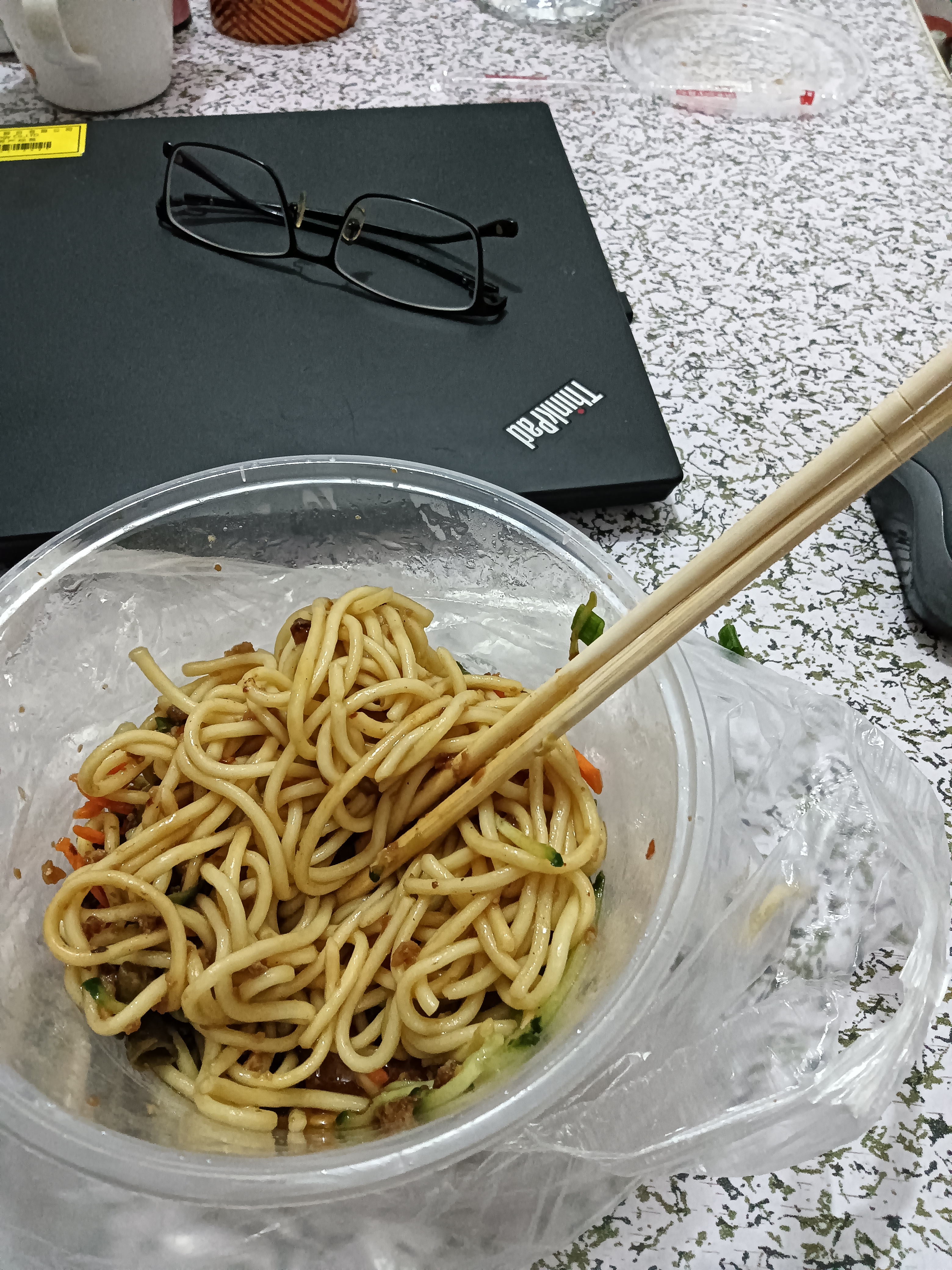 难道炸酱面和热干面是一样的?我是不是被忽悠了?