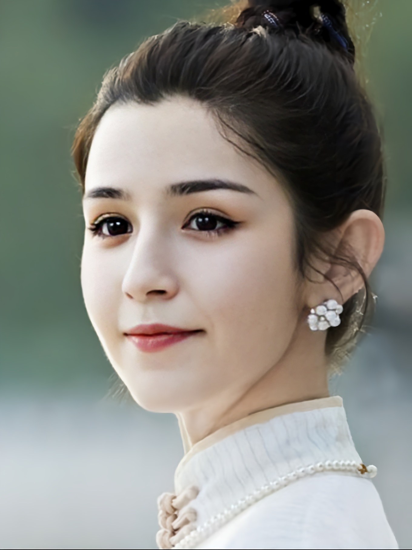 新疆四大美女之《哈妮克孜》的绝美容颜#美女#