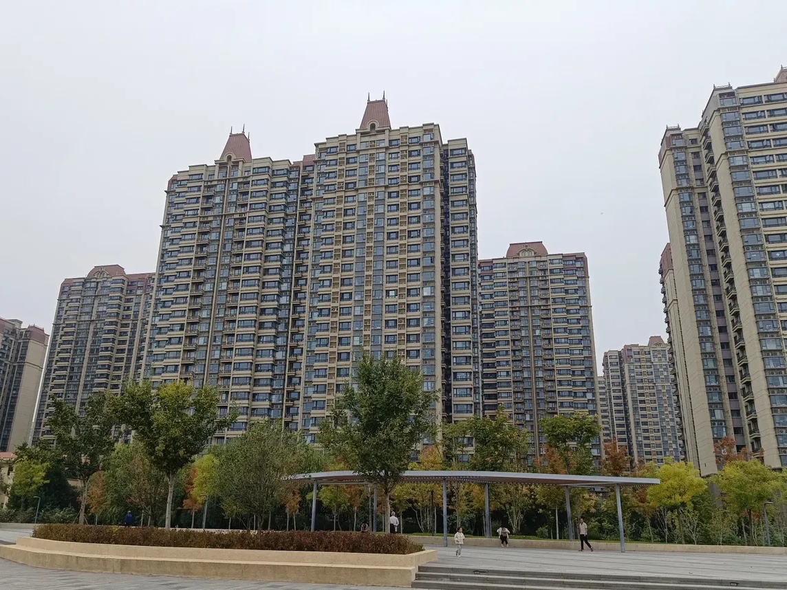 公公瘫痪在床五年我就伺候了他五年,虽然很多人都说