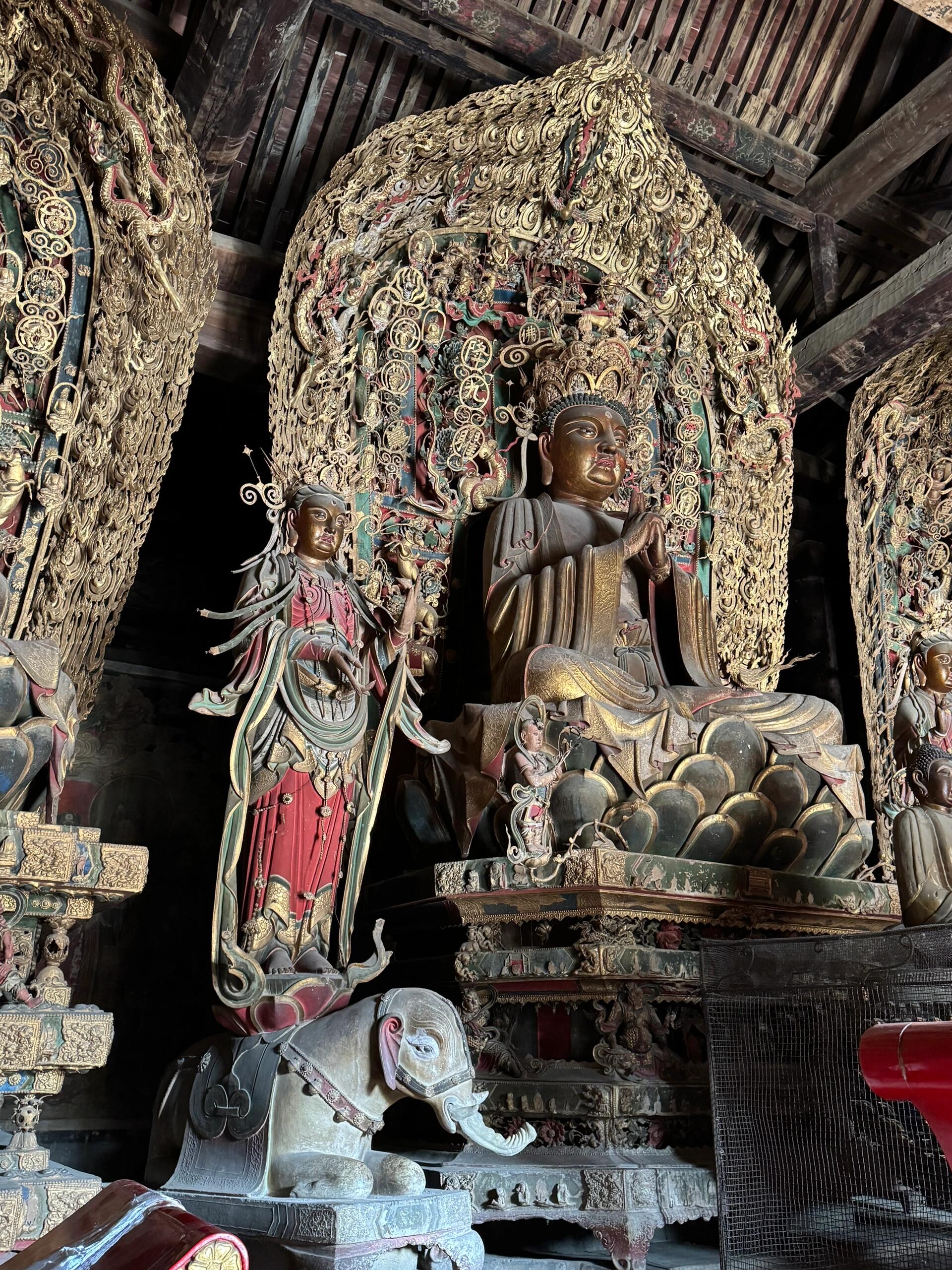 原名俱庐舍寺亦称育王塔院北魏太武帝灭佛时被毁