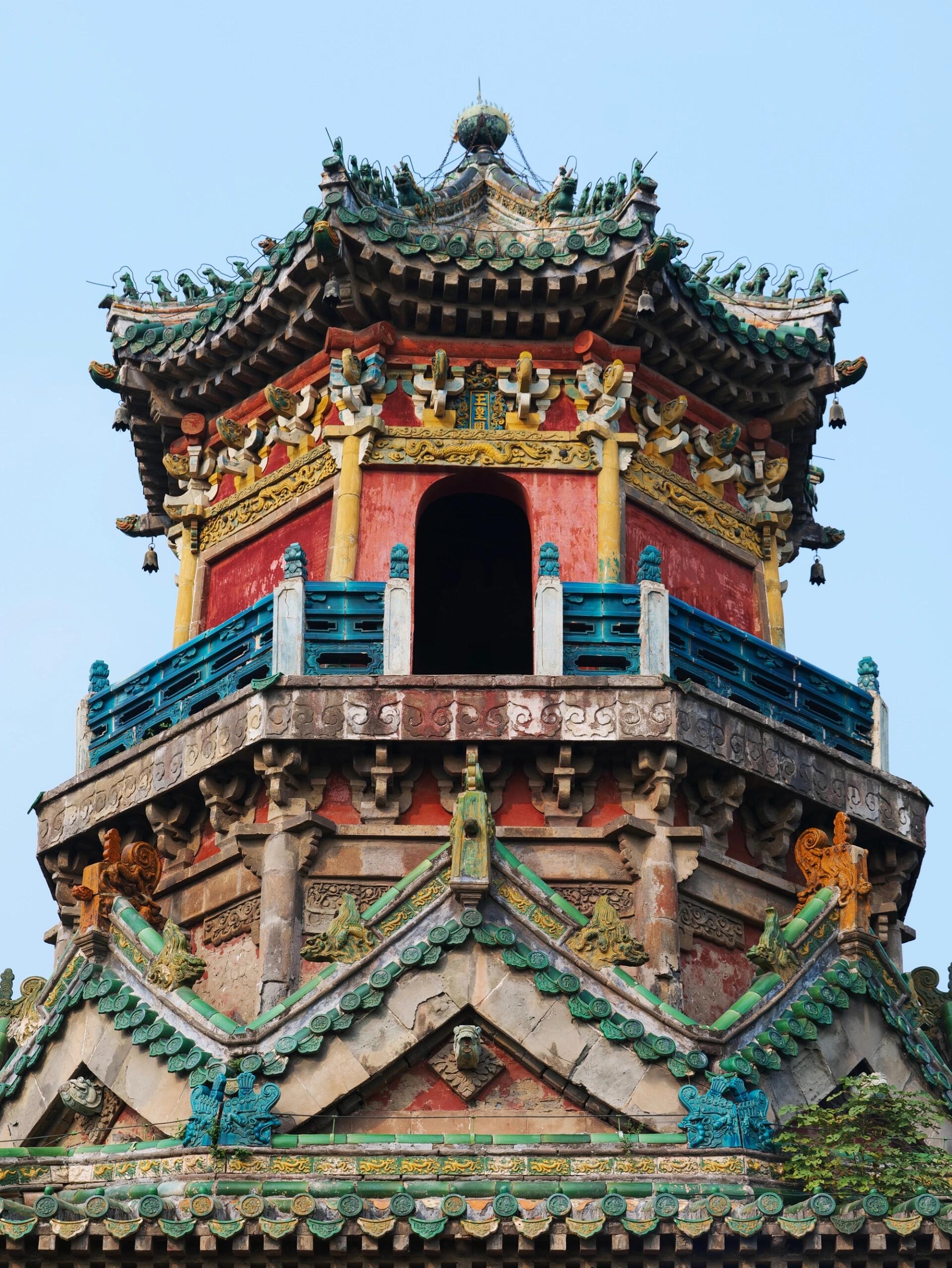 元太宗五年 河南省开封市鼓楼区 元太宗时建 极具代表性的是建筑顶部