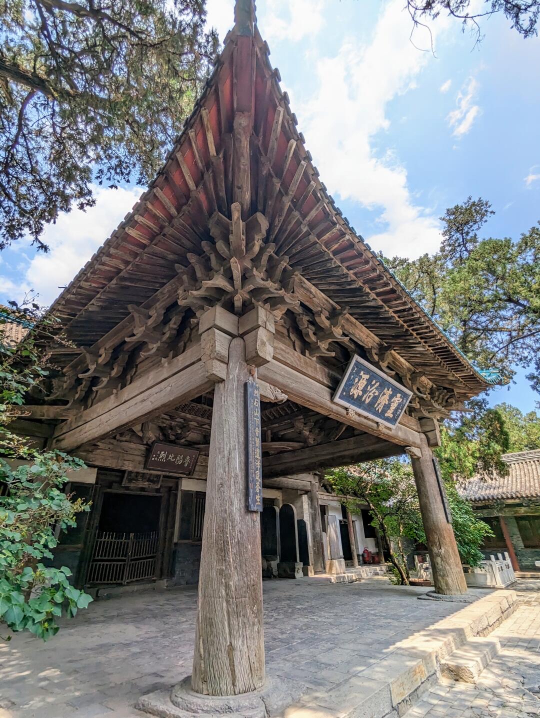 窦大夫祠是祀奉春秋时晋国大夫窦犨