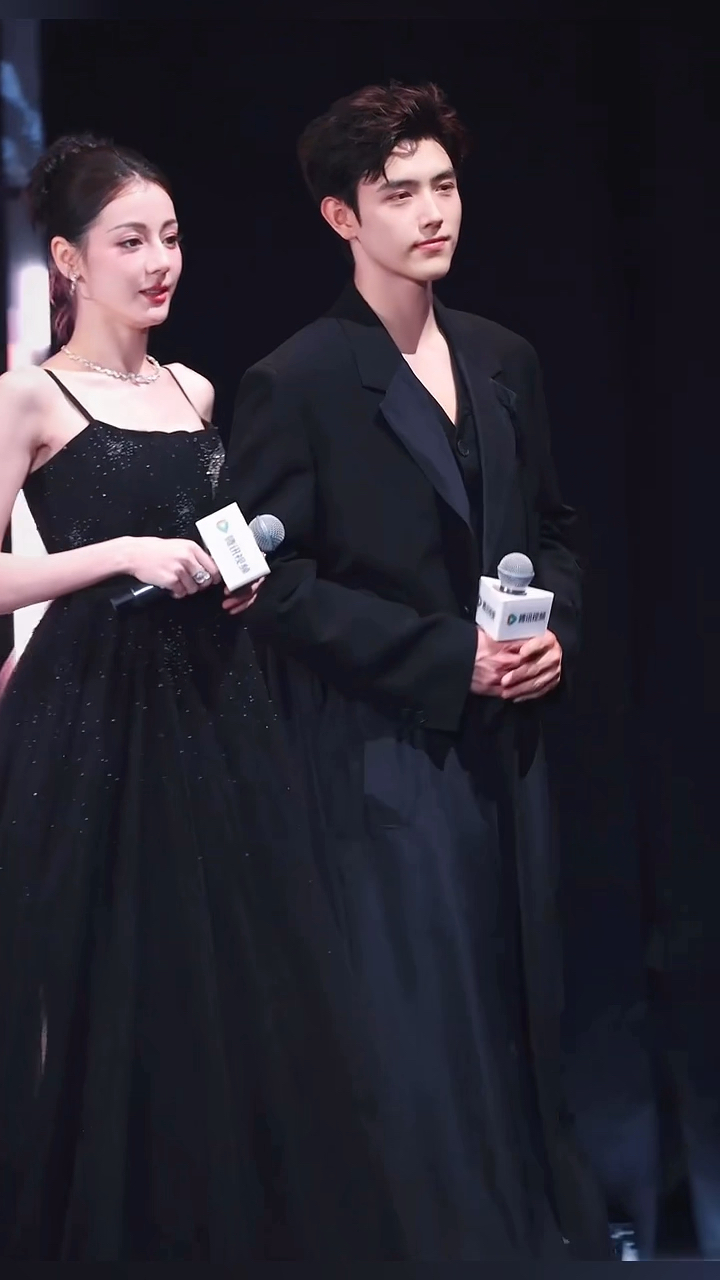 迪丽热巴,陈飞宇同框好养眼,他们有cp感吗?