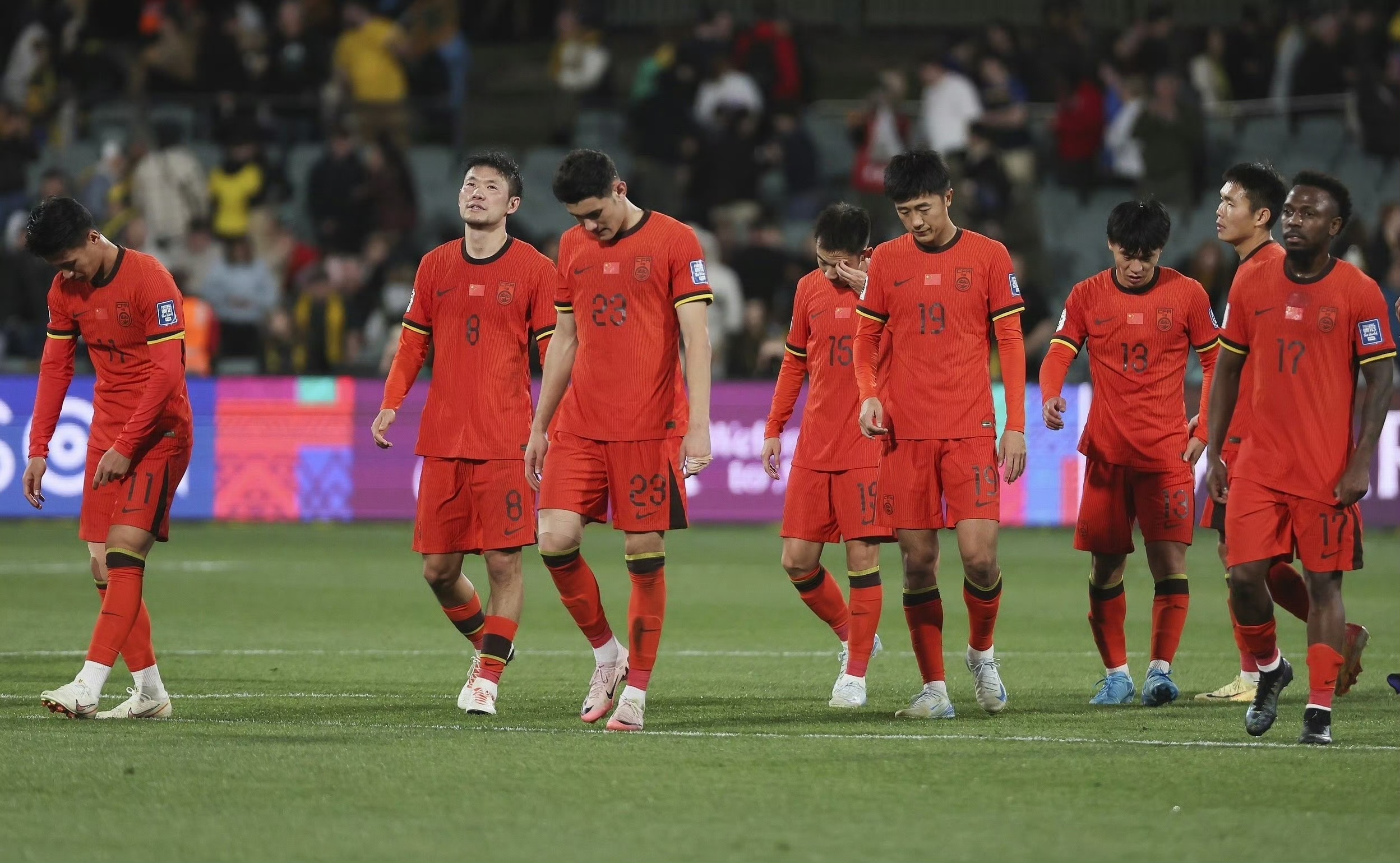 国足公布战印尼比赛名单球队多名关键球员入选的简单介绍