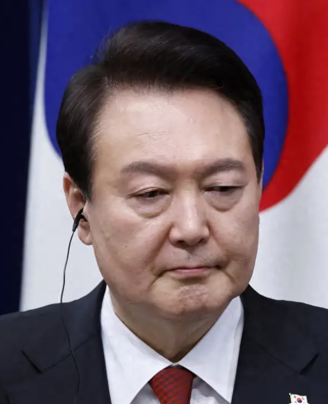 首尔西部地方法院批准针对总统尹锡悦的逮捕令这是韩国宪政史上首次