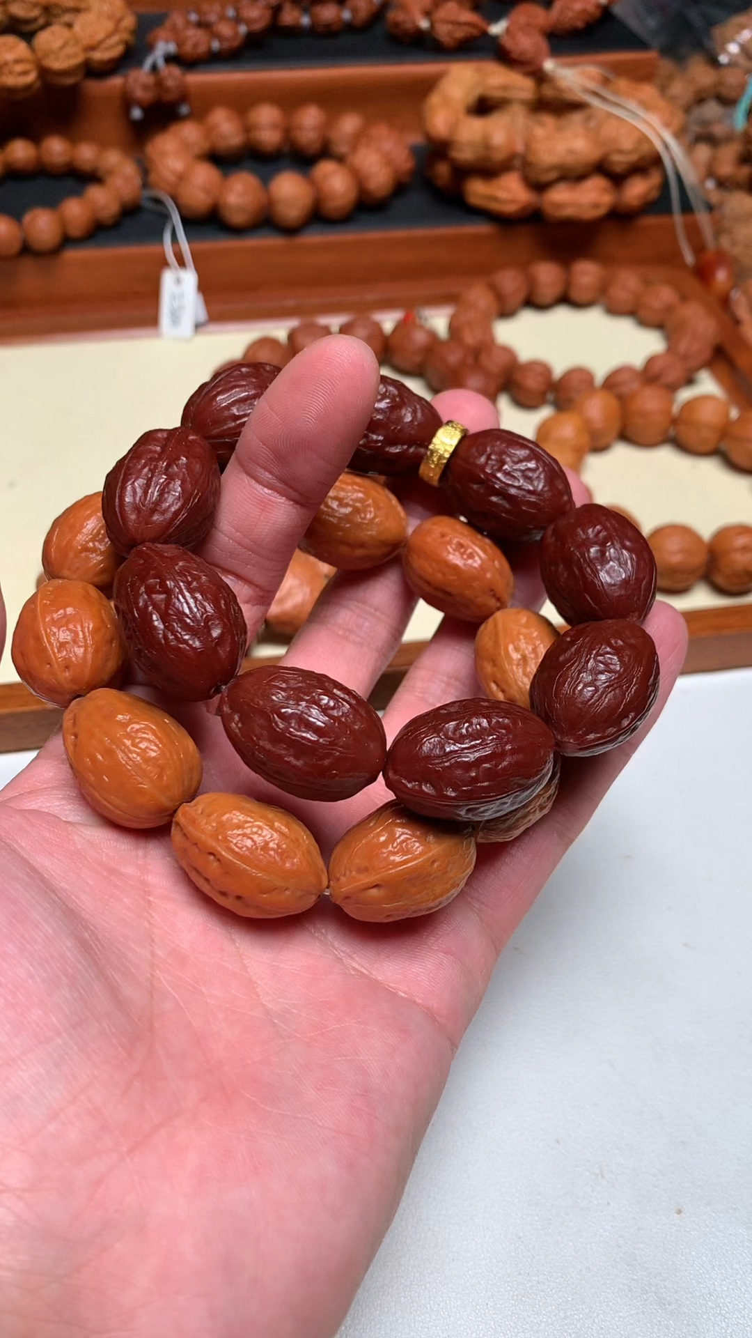 野生小核桃手串网红大枣