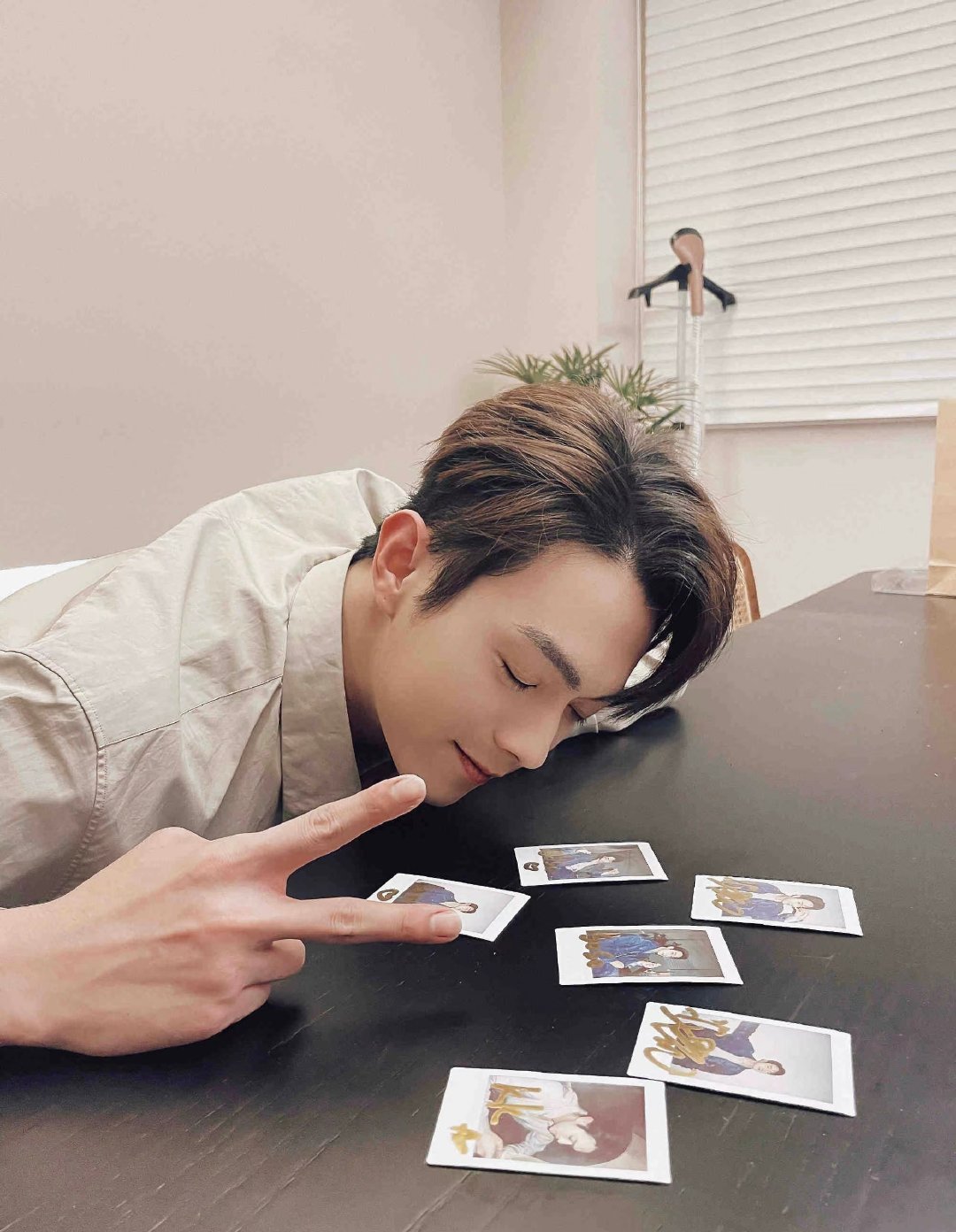 一个热血真诚的大男孩,但随着名气越许凯许凯的照片许凯生活真实照片