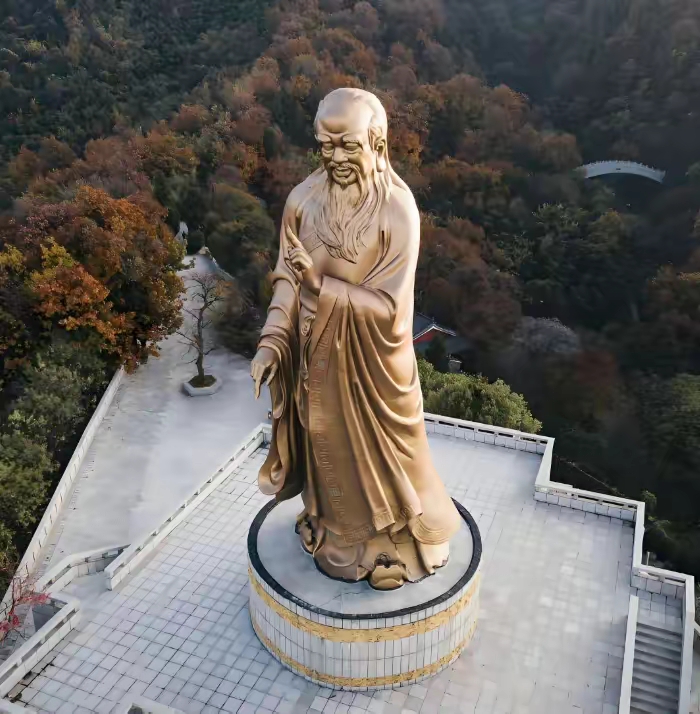 人永远不要轻信身边人:往往落井下石的,都是自己人