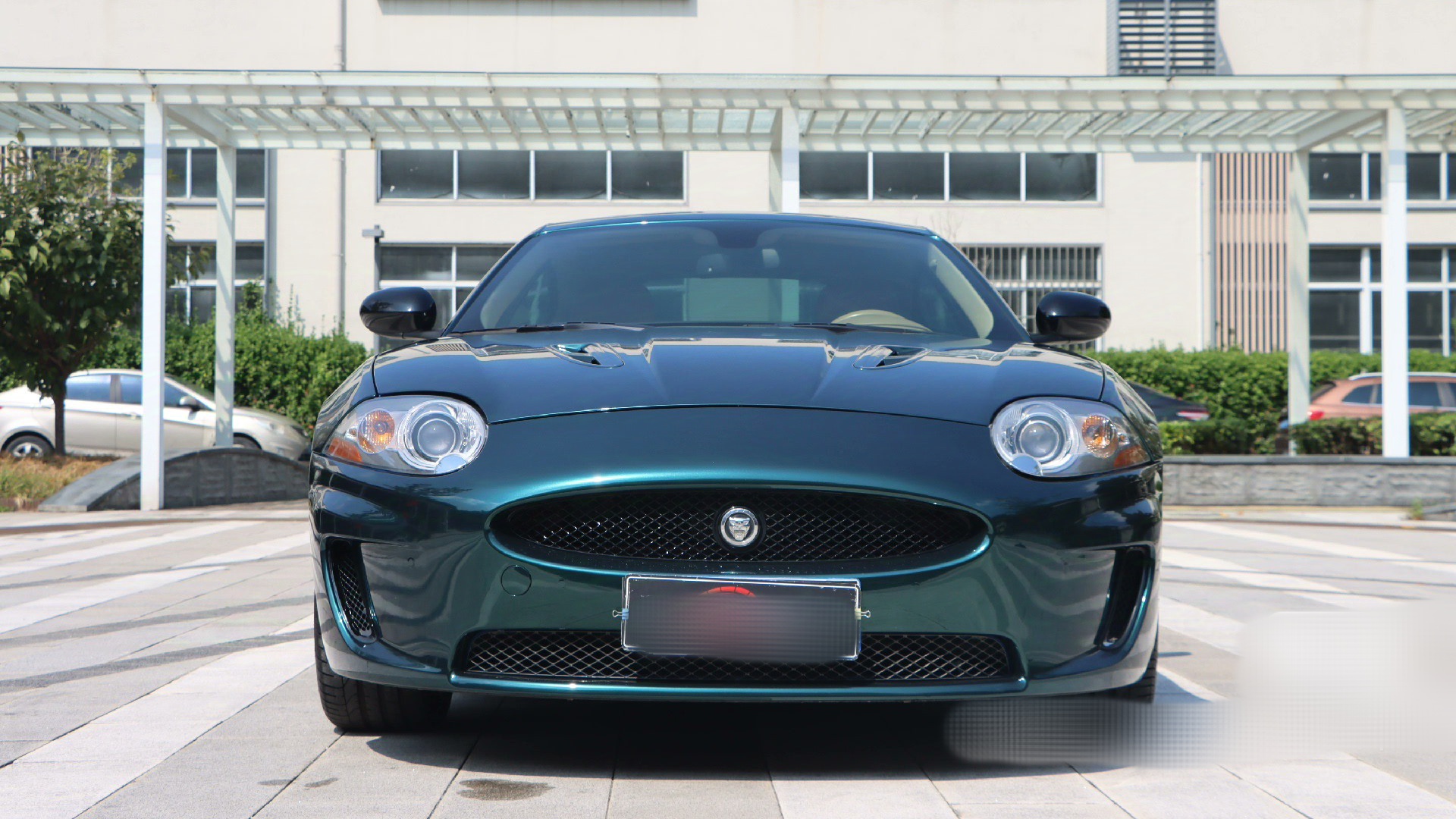 捷豹xk,双门古典超跑,当年落地要两百万!