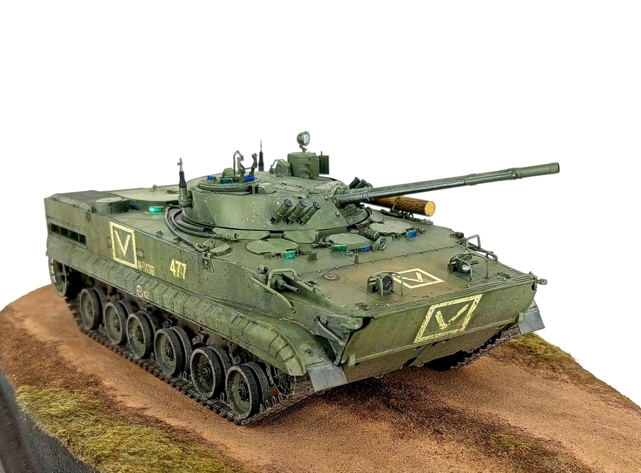 该车是20世纪80年代苏联研制的第三代履带式步兵战车