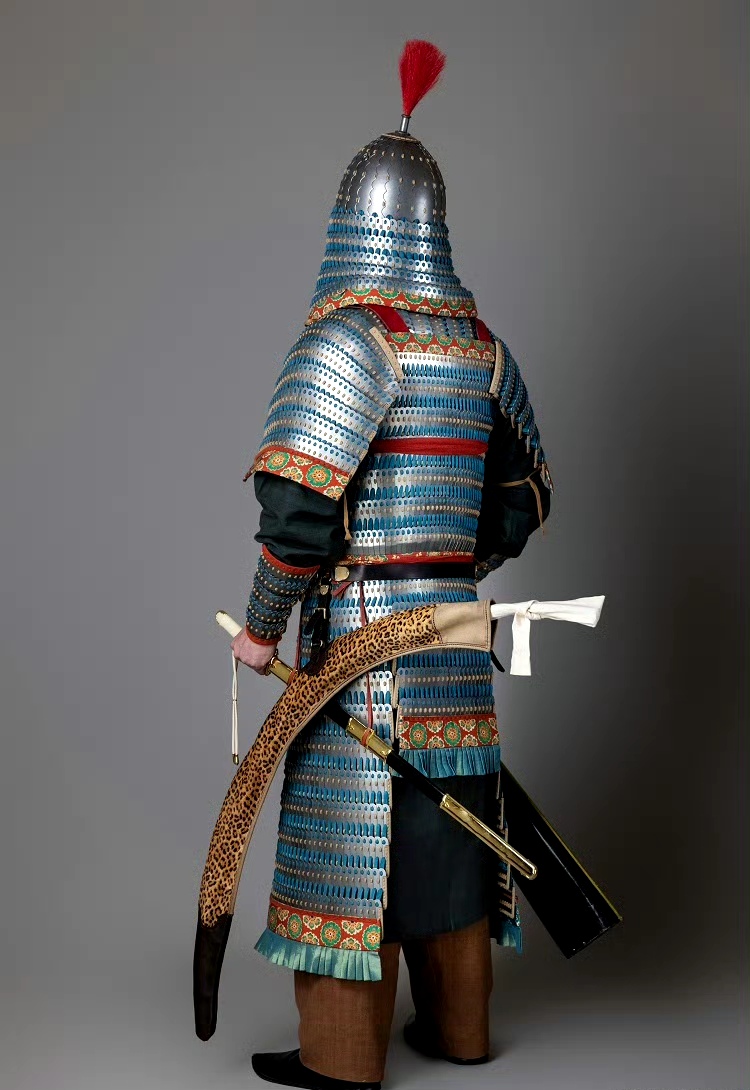 装束参考敦煌莫高窟第156窟主室南壁下部的张议潮统军出行图壁画