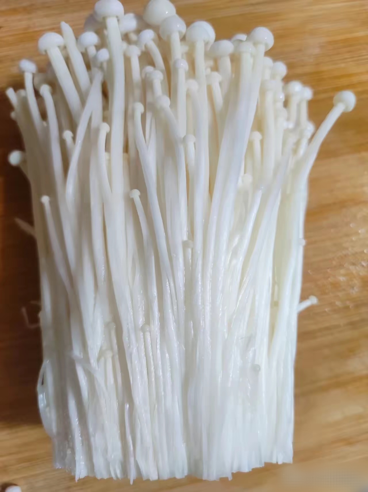 金针菇这玩意,我总感觉是科技与狠活制造出来的!