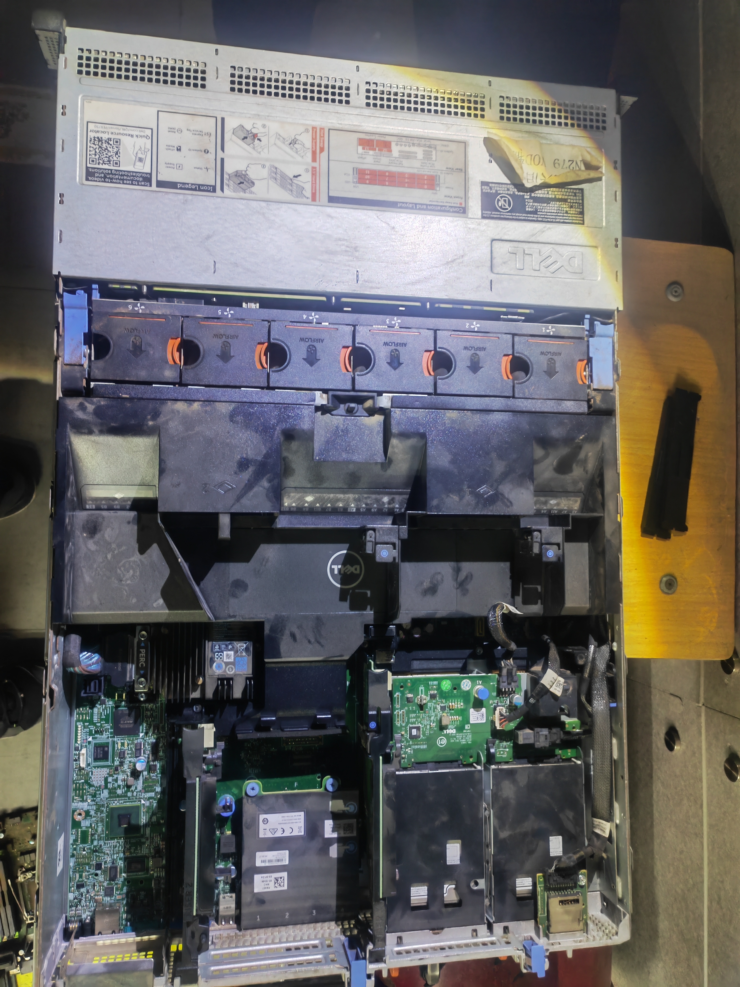 戴尔服务器r730电源灯=dell服务器电源亮黄灯维修