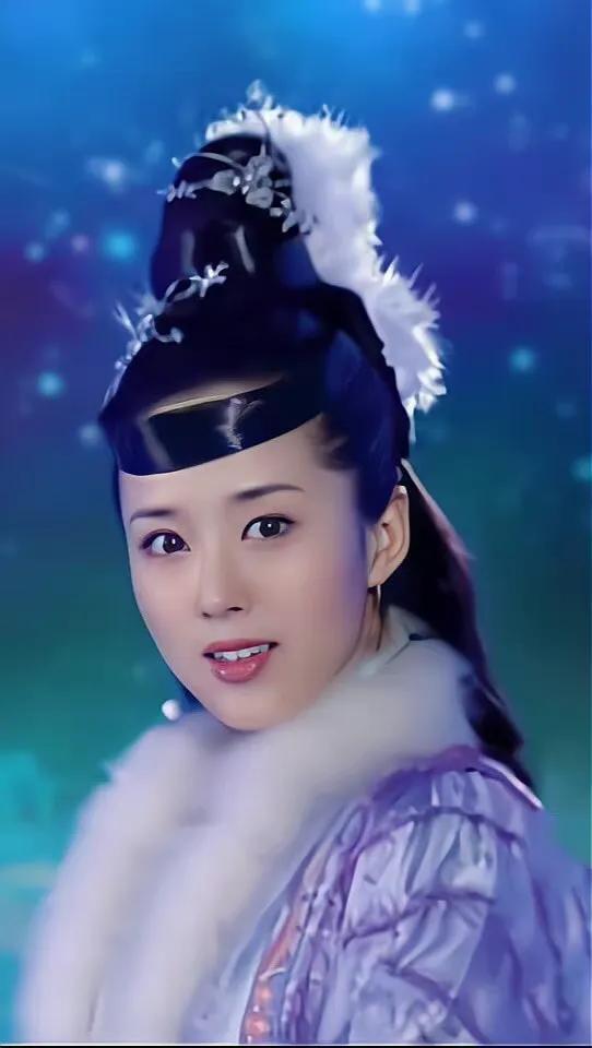 "最美嫦娥"颜丹晨,美丽低调,娱乐圈中的清流