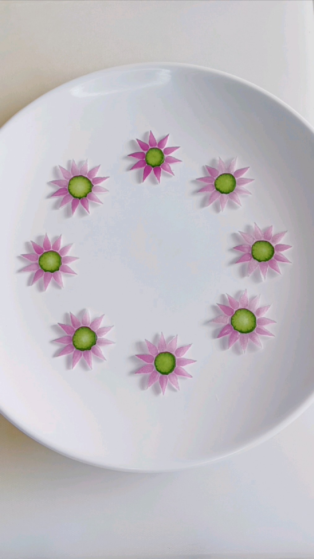 盘饰花造型简单漂亮