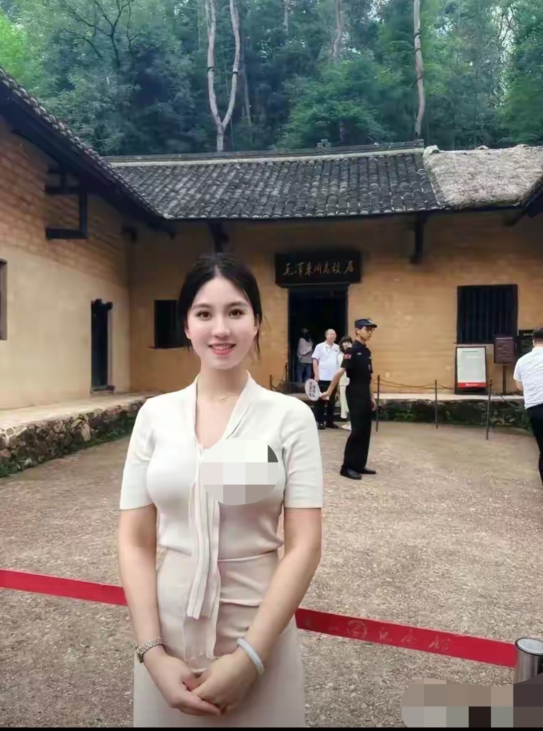 这个朋友可太悲催了,被信用卡困住整整3年都没能解脱出来