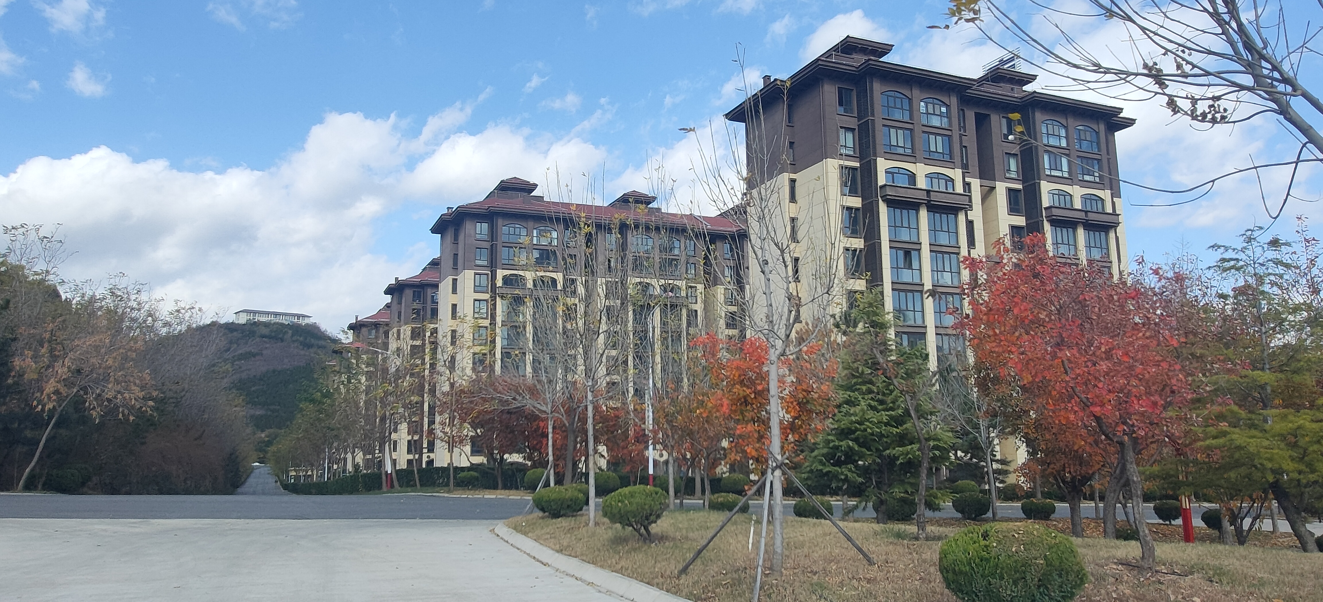 昨晚清理微信,删掉一半联系人,退出很少光顾的微信群