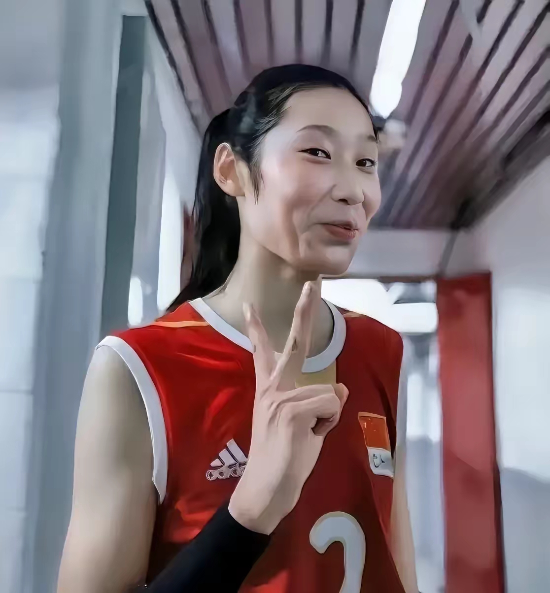 这次朱婷代表意甲俱乐部参赛在场上的表现和精神面貌,跟上次代表中国