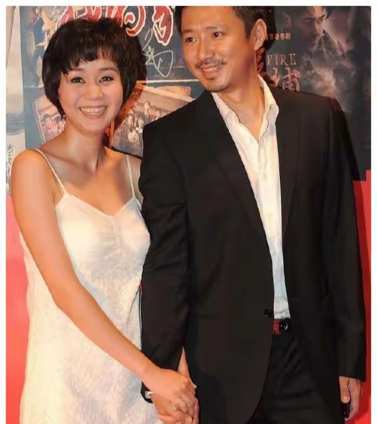 他就是演员高鑫,他曾经参演过《情深深雨蒙蒙》里面的尔豪,虽然看
