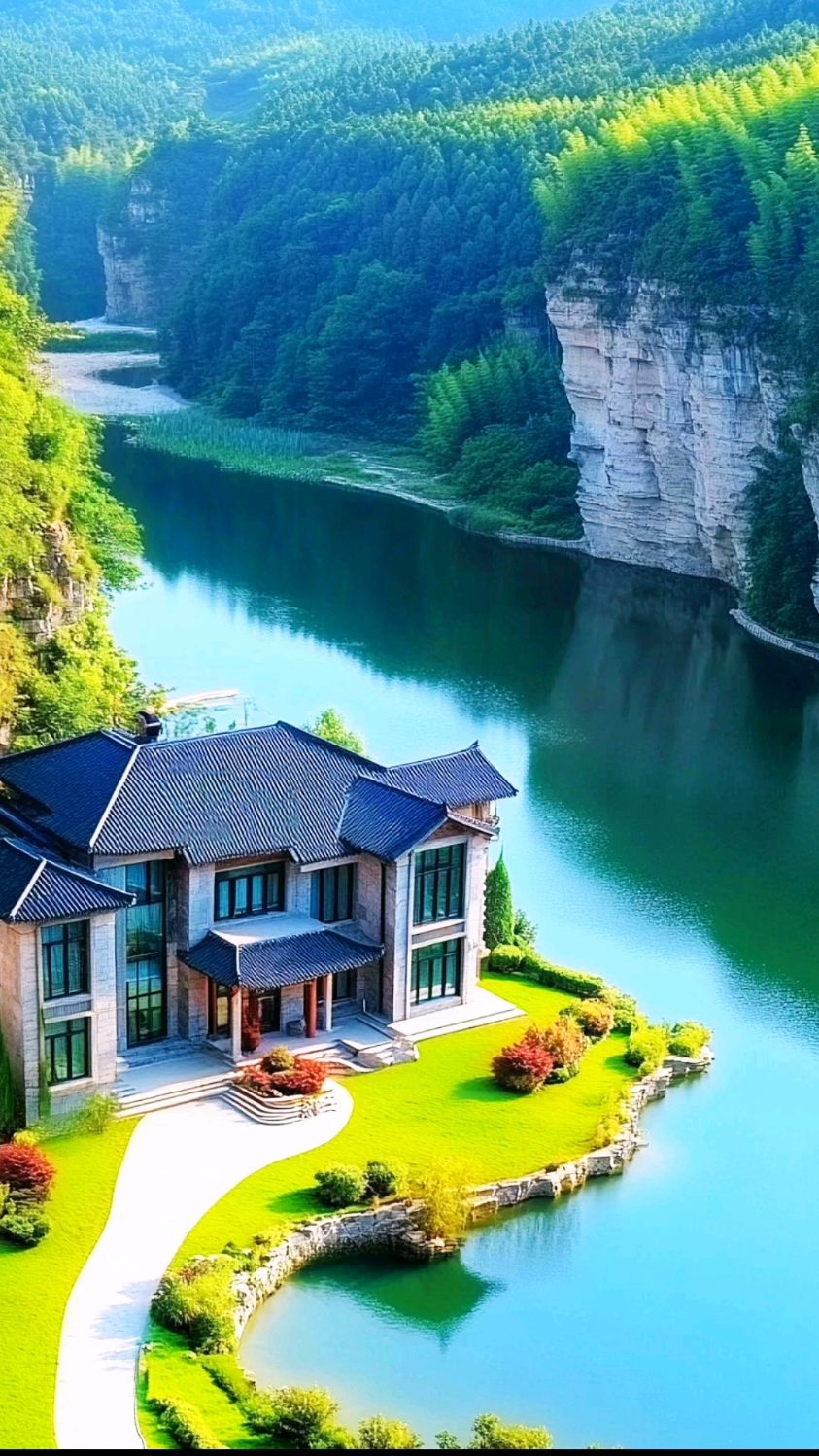 山间别墅,美景为衬,家自成境界