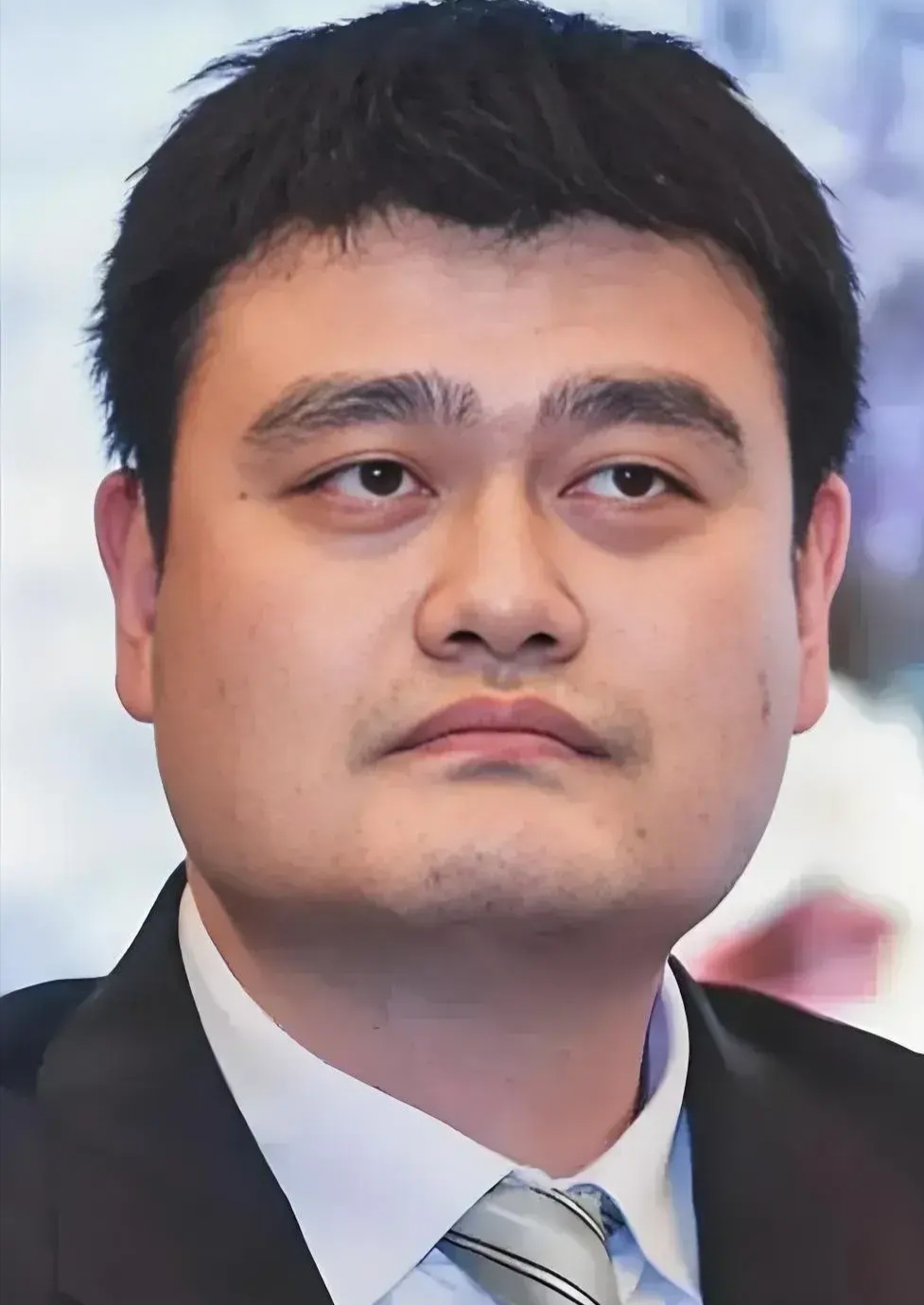 姚明针对其卸任一事,发表了以下感言,精炼为九句话,却饱含深情与决心