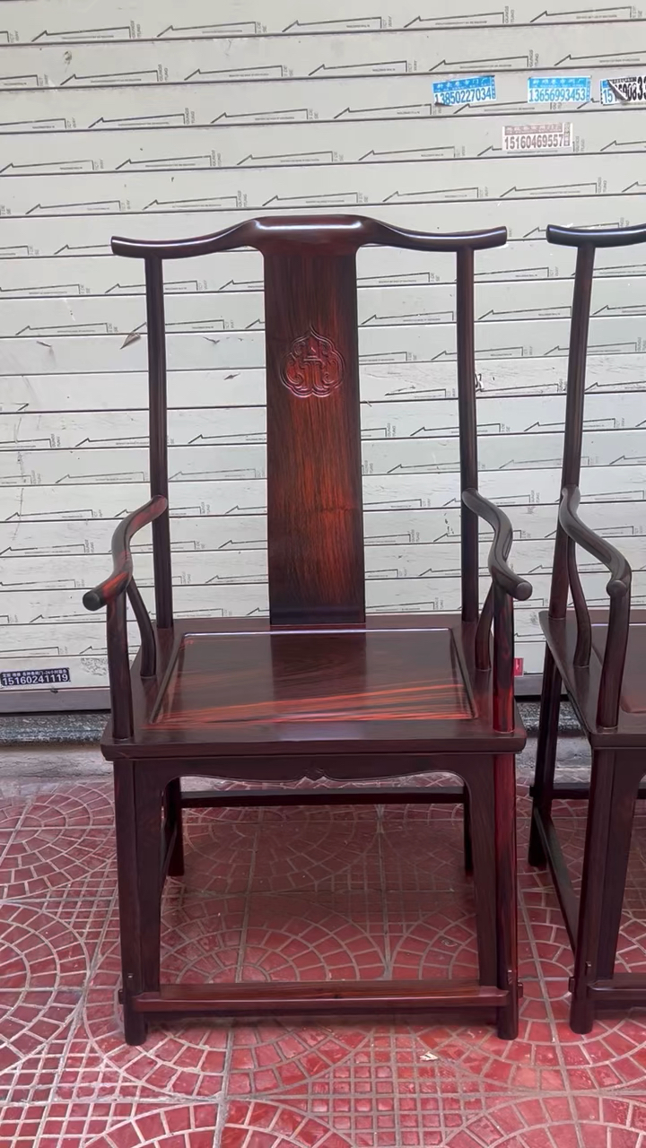 大红酸枝四出头官帽椅,这颜值是否合眼