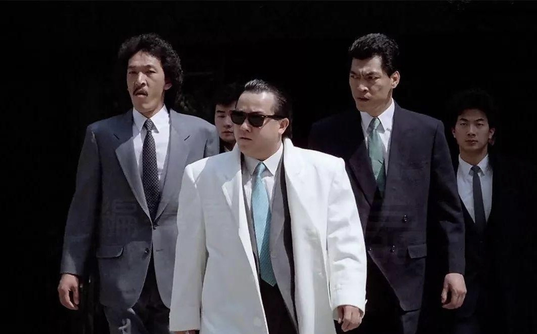 如今的香港黑社会变得比鹌鹑还要老实,在香港,任何人