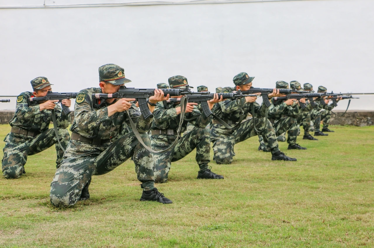 武警特战日常训练图集