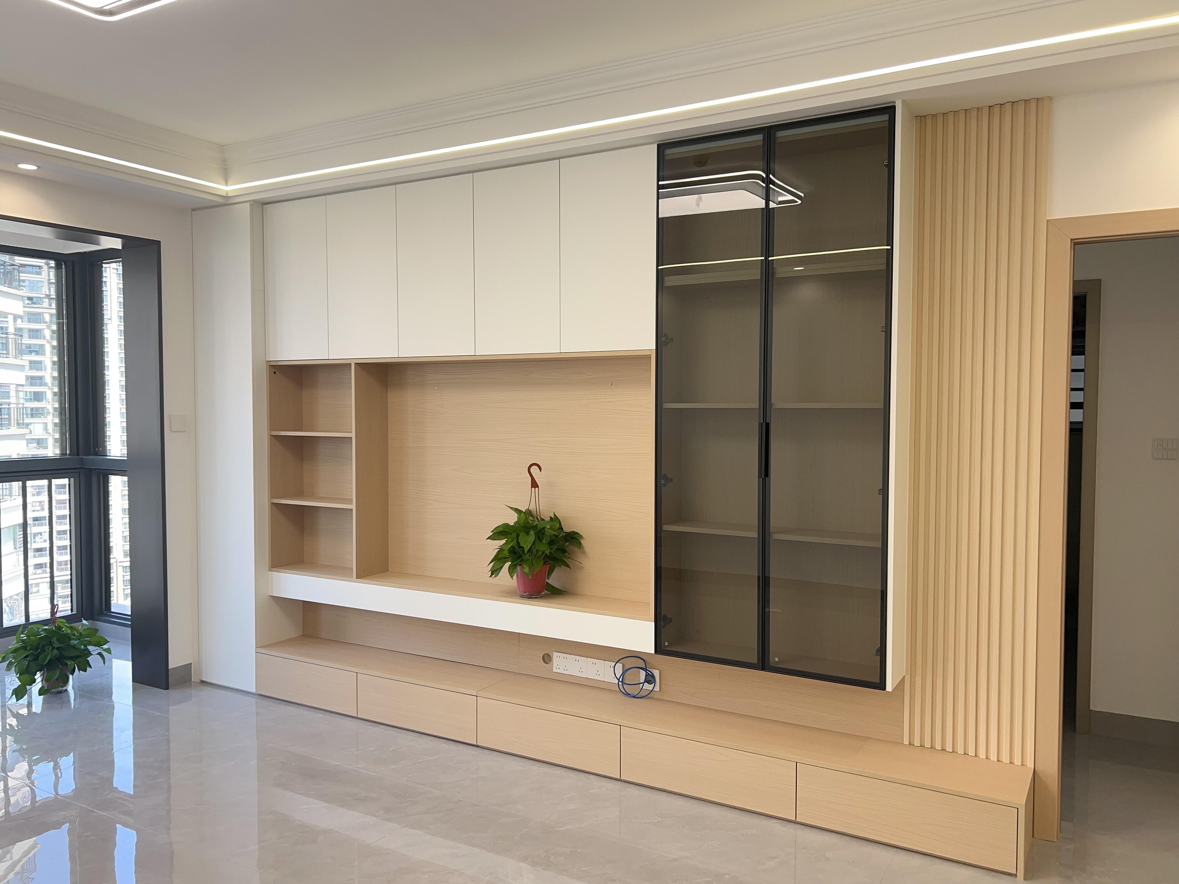 电视墙全打柜子装修图新房装修新房柜子装修效果图两边带柜子电视墙