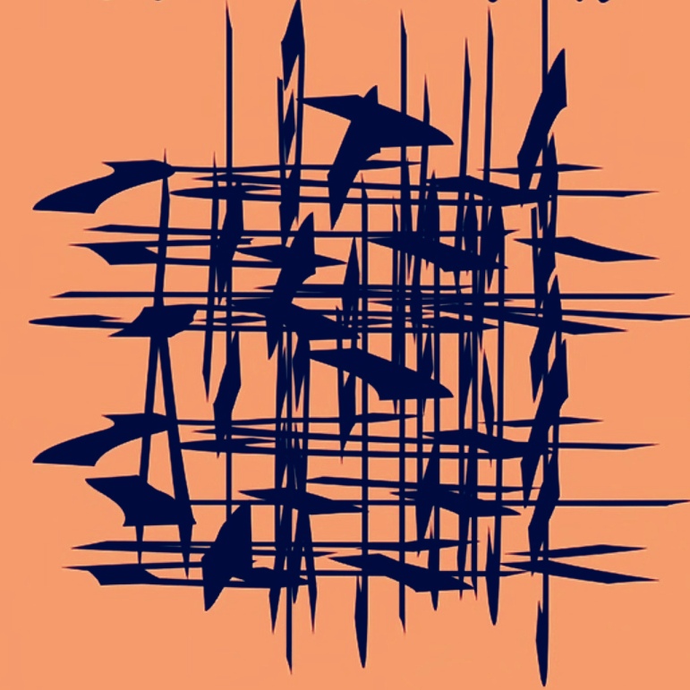 今天晚上21:39分,还没有关店门,就坐在店里玩手机