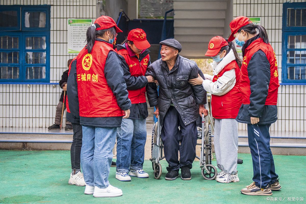 人既然有道德,就不可能没有金钱.因为,赚钱养家就是道德