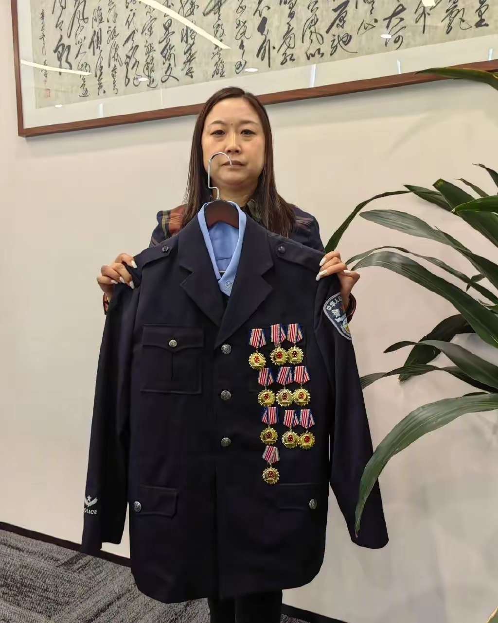 禁毒警察的衣服图片