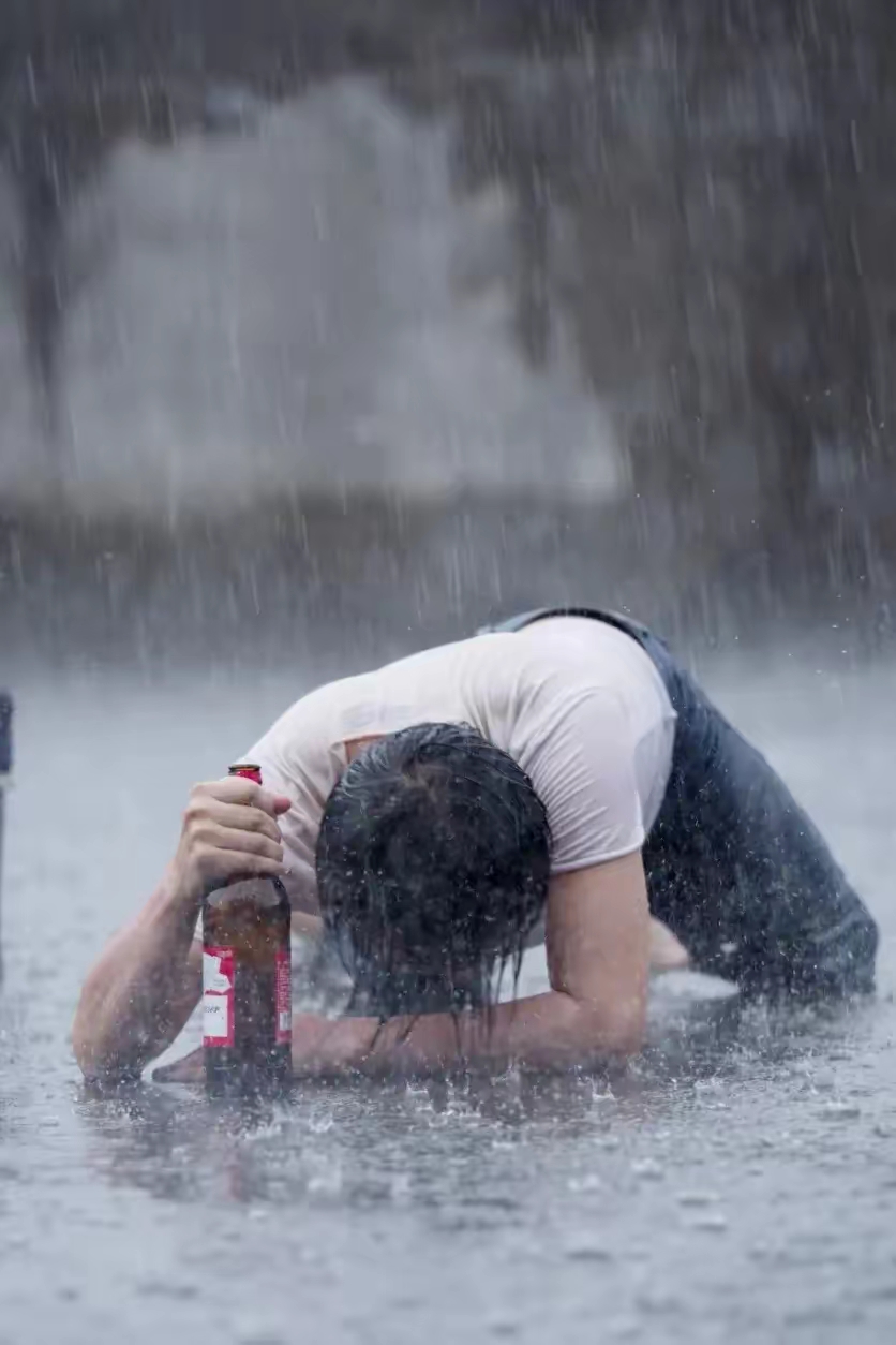 世上人人都说自己苦, 殊不知各有各的渡口, 三十