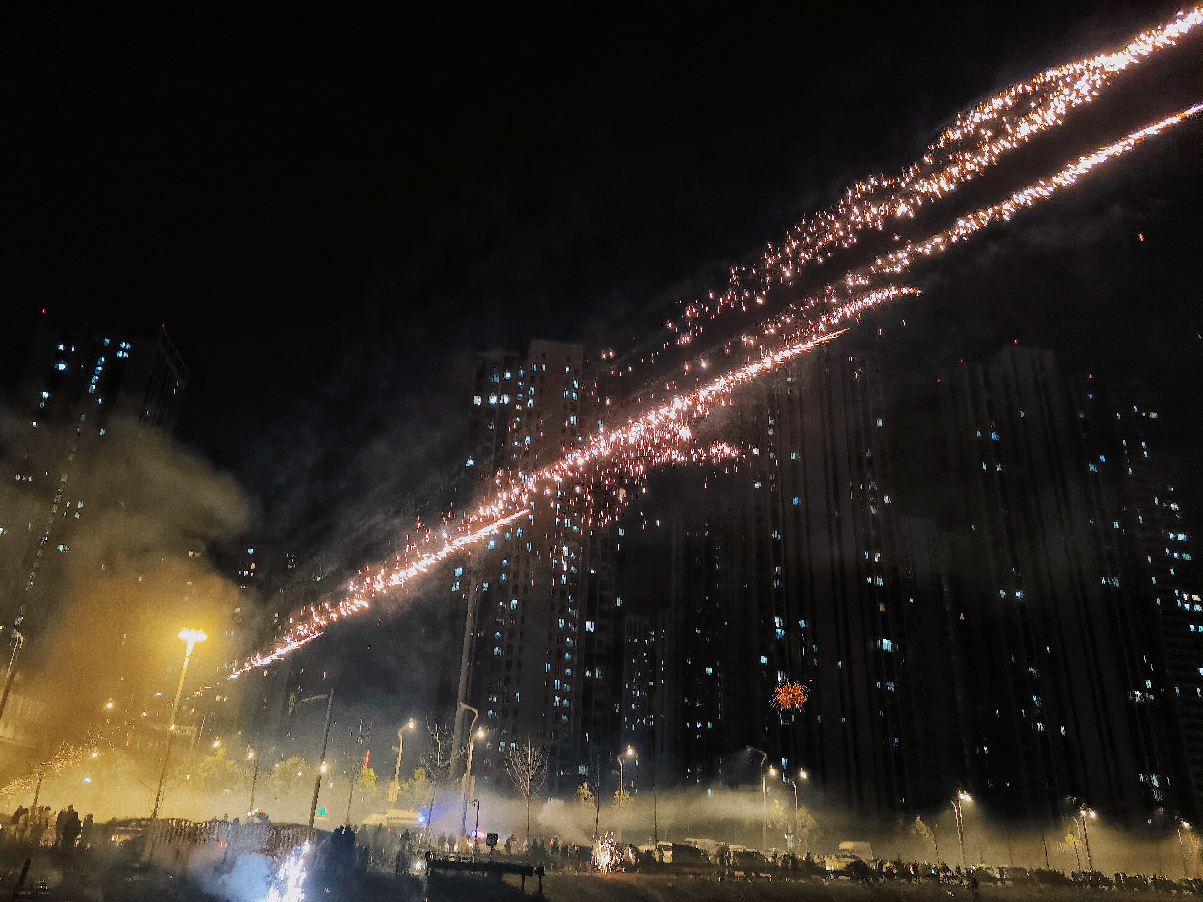 吃饱喝足之外,人要用心做事