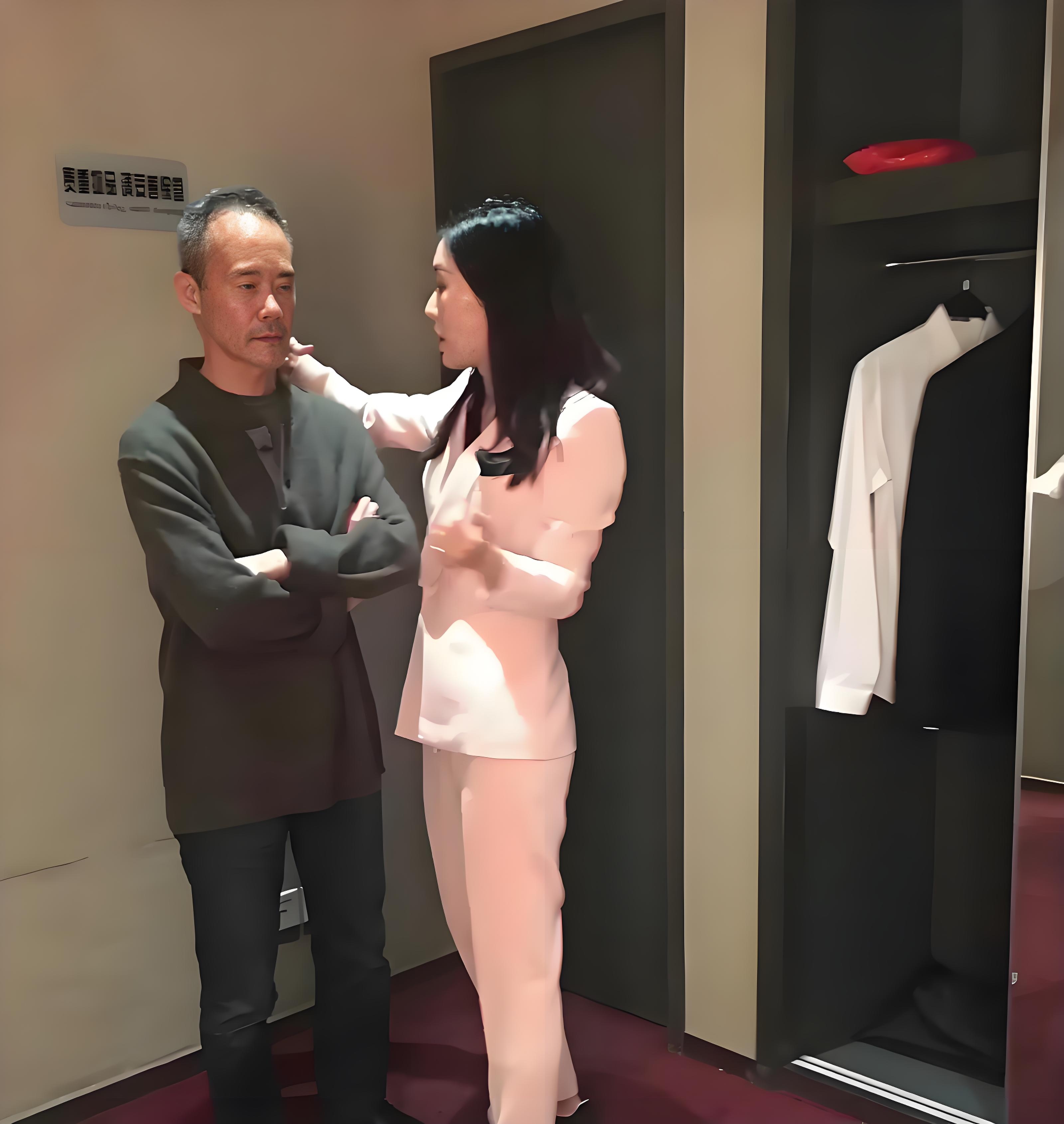 前妻,王江穗,广东人,父亲是广东政法委书记,家境显赫