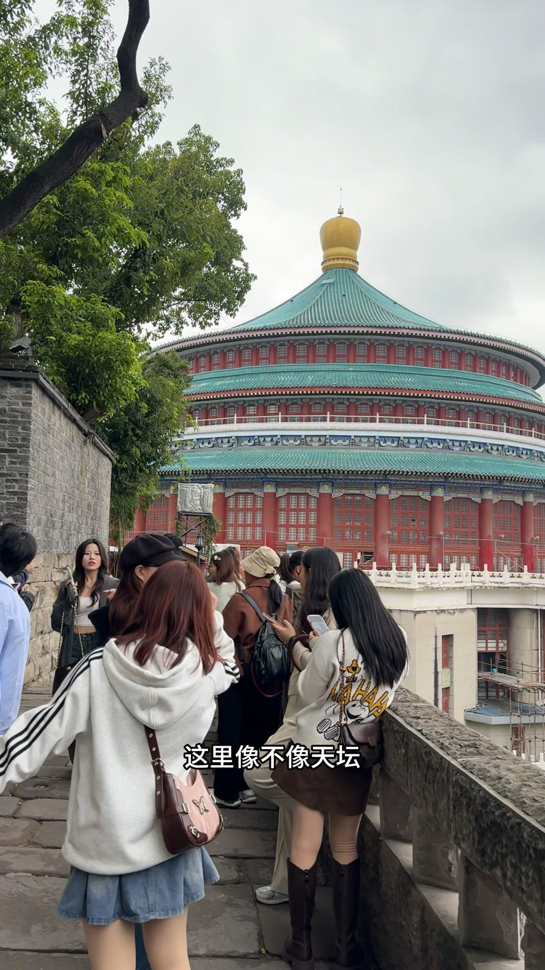 以前都没啥人来这里拍照,又一个被外地人拍火的重庆网红景点