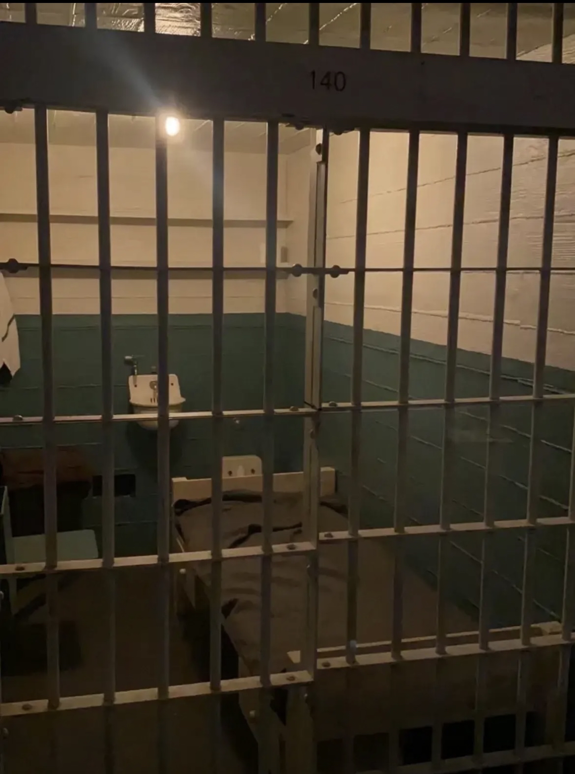 被带到小黑屋时,需谨记以下几点