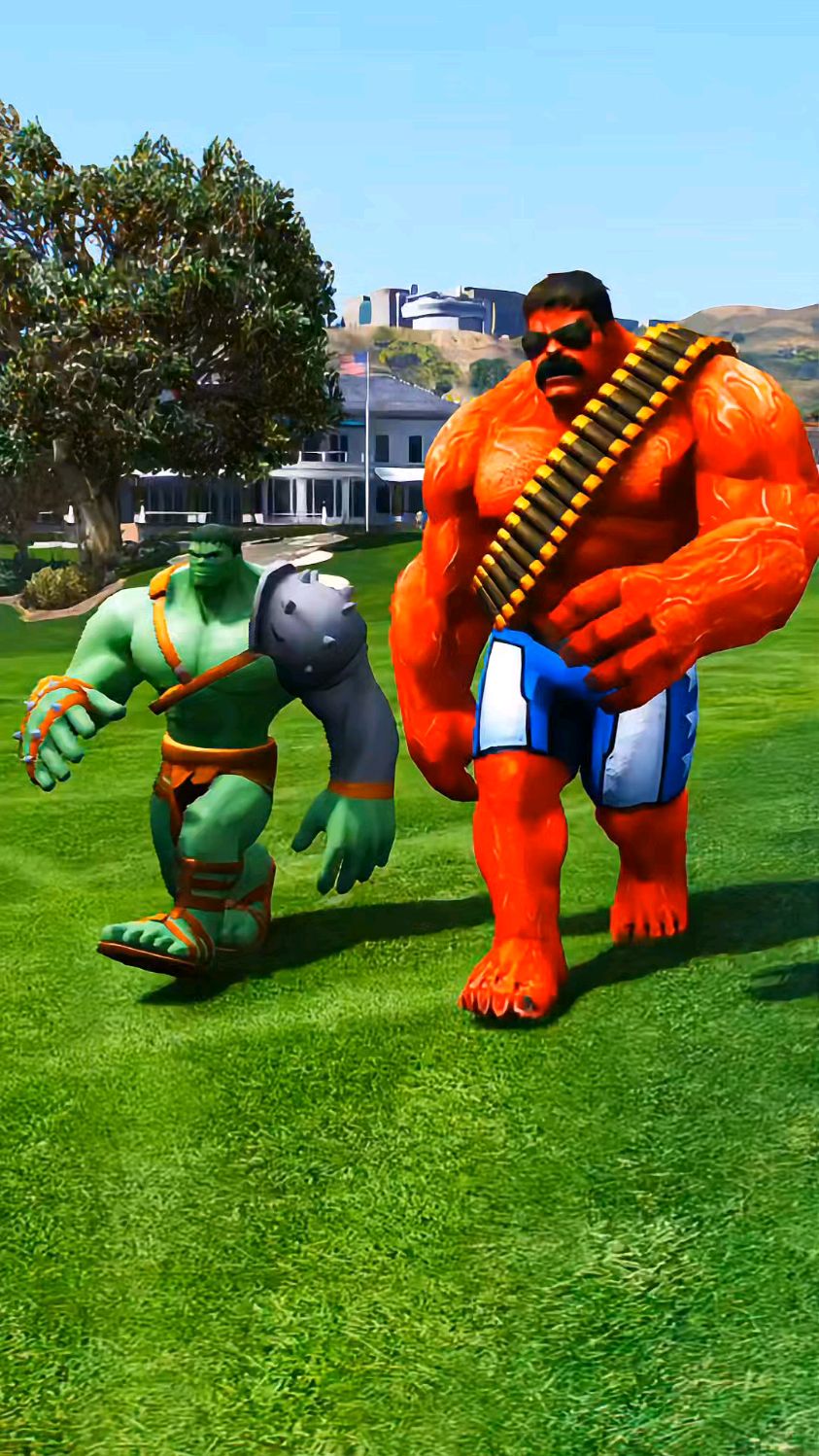 绿巨人被怪物抓住