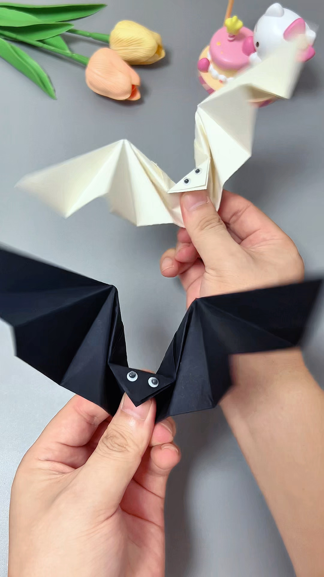 有蝠同享,用一张a4纸折好玩会煽动翅膀的蝙蝠,一起来试试吧